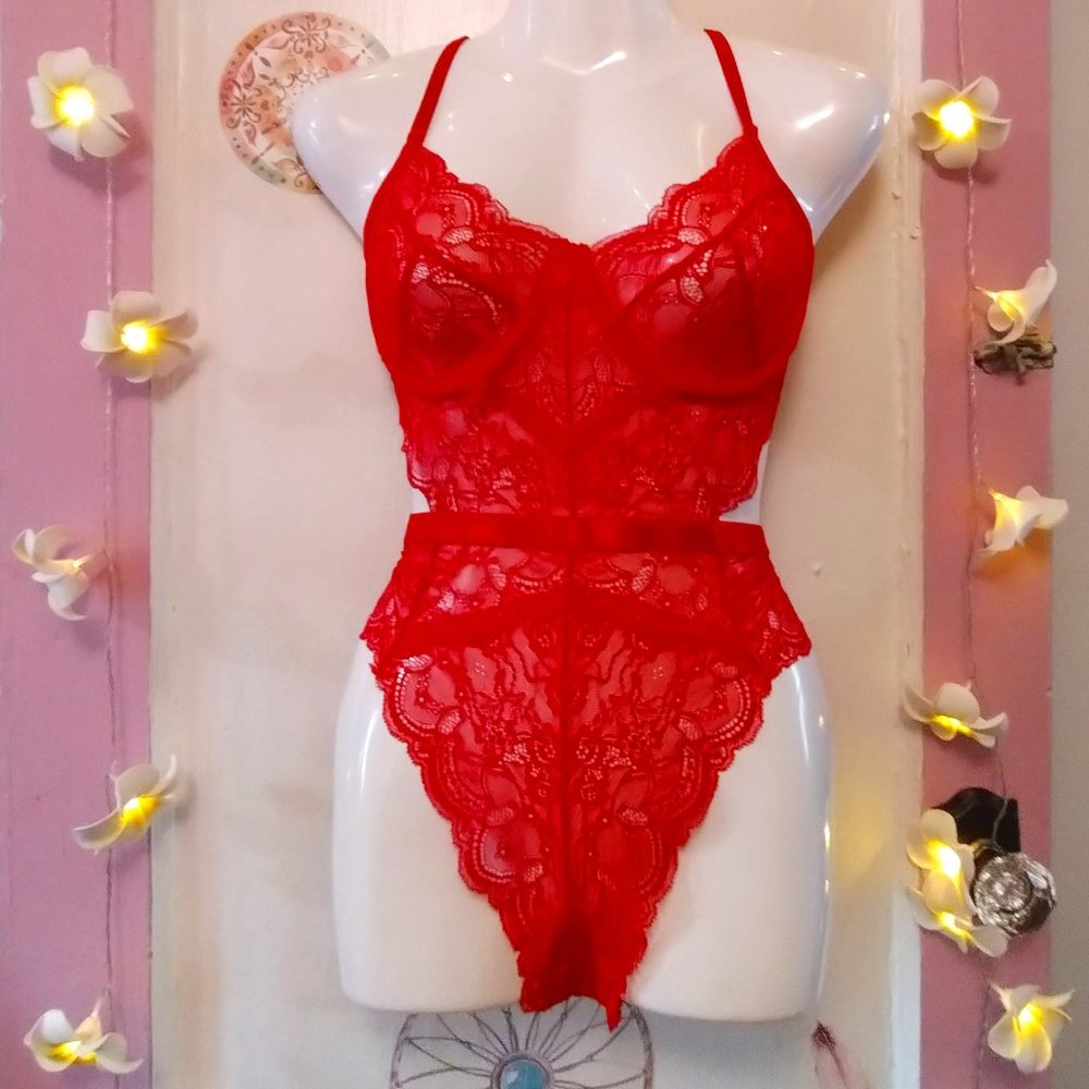 Rich Red (XL) Floral Lace Teddie